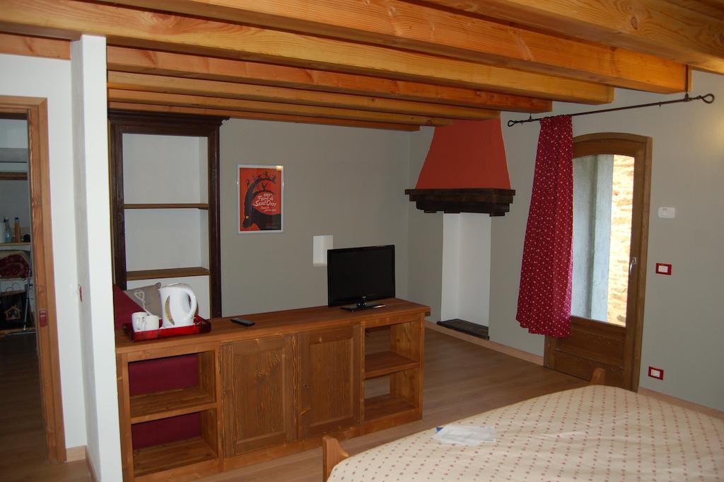 Il Nocciolo Bed & Breakfast Бард Стая снимка